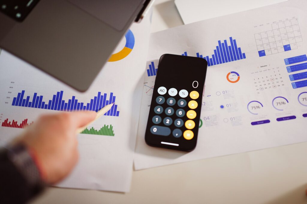 The Ultimate Guide to Pricing Contractor Services